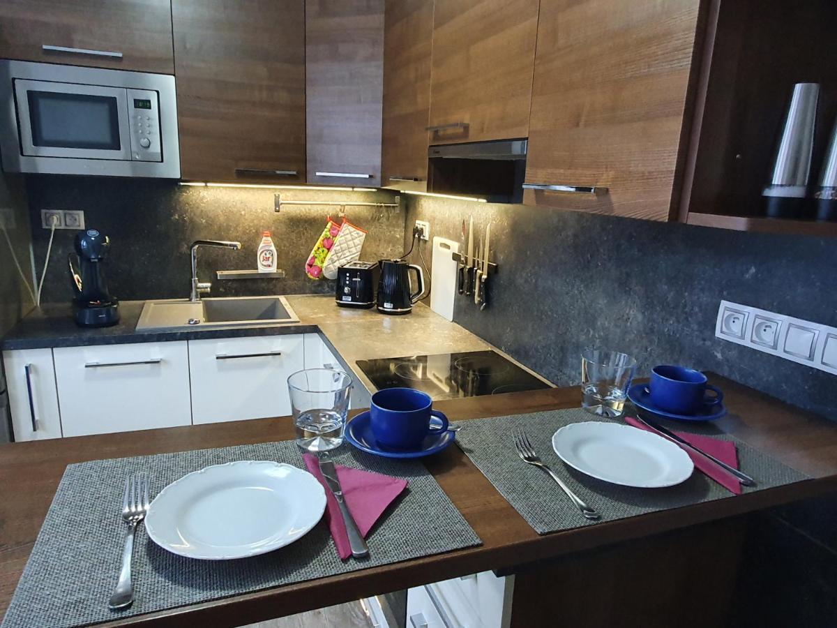 Family Apartman Kovářská Exterior foto