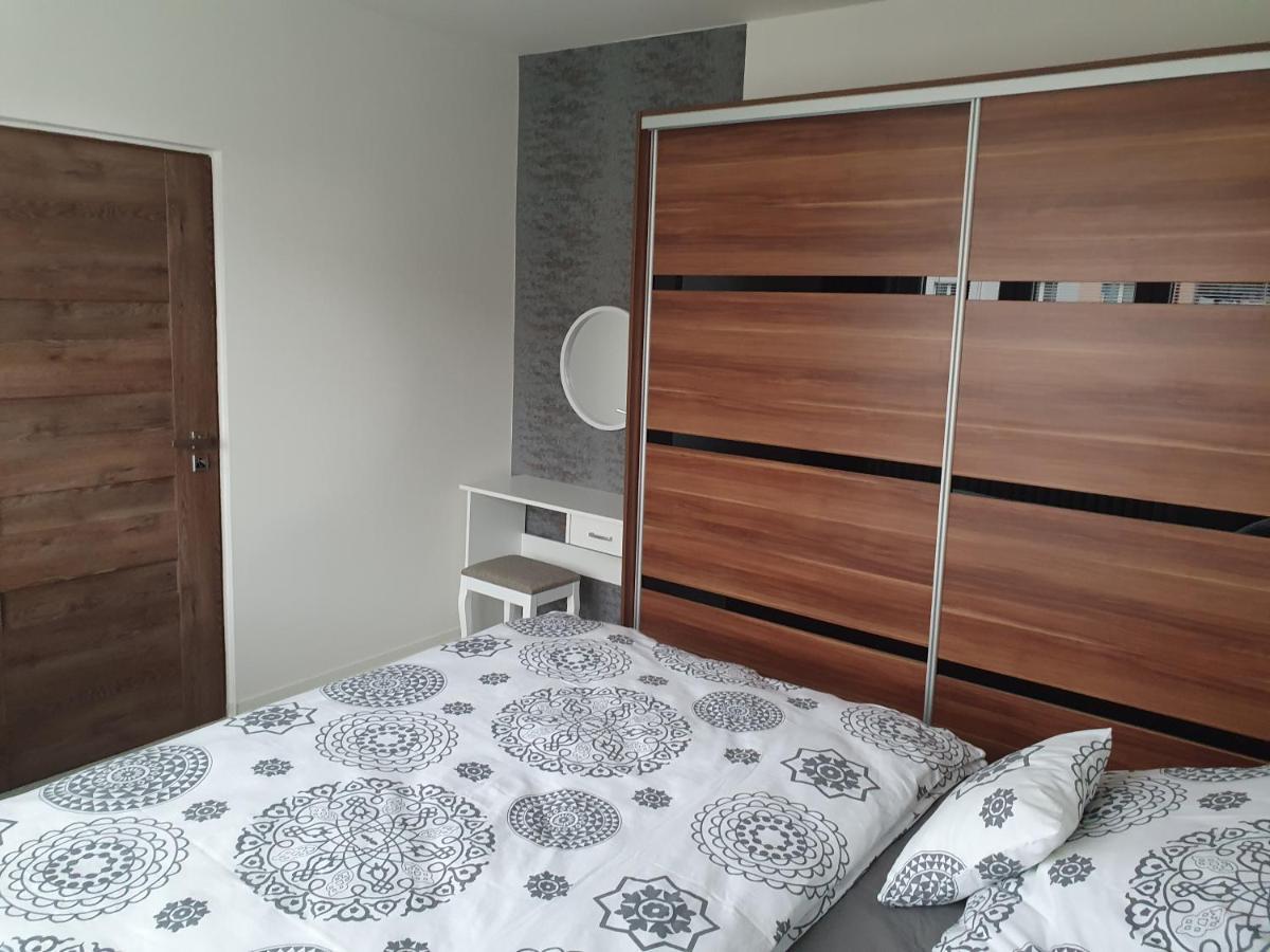 Family Apartman Kovářská Exterior foto